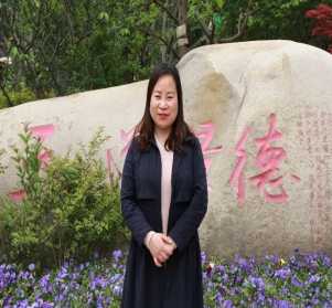 张春霞.png